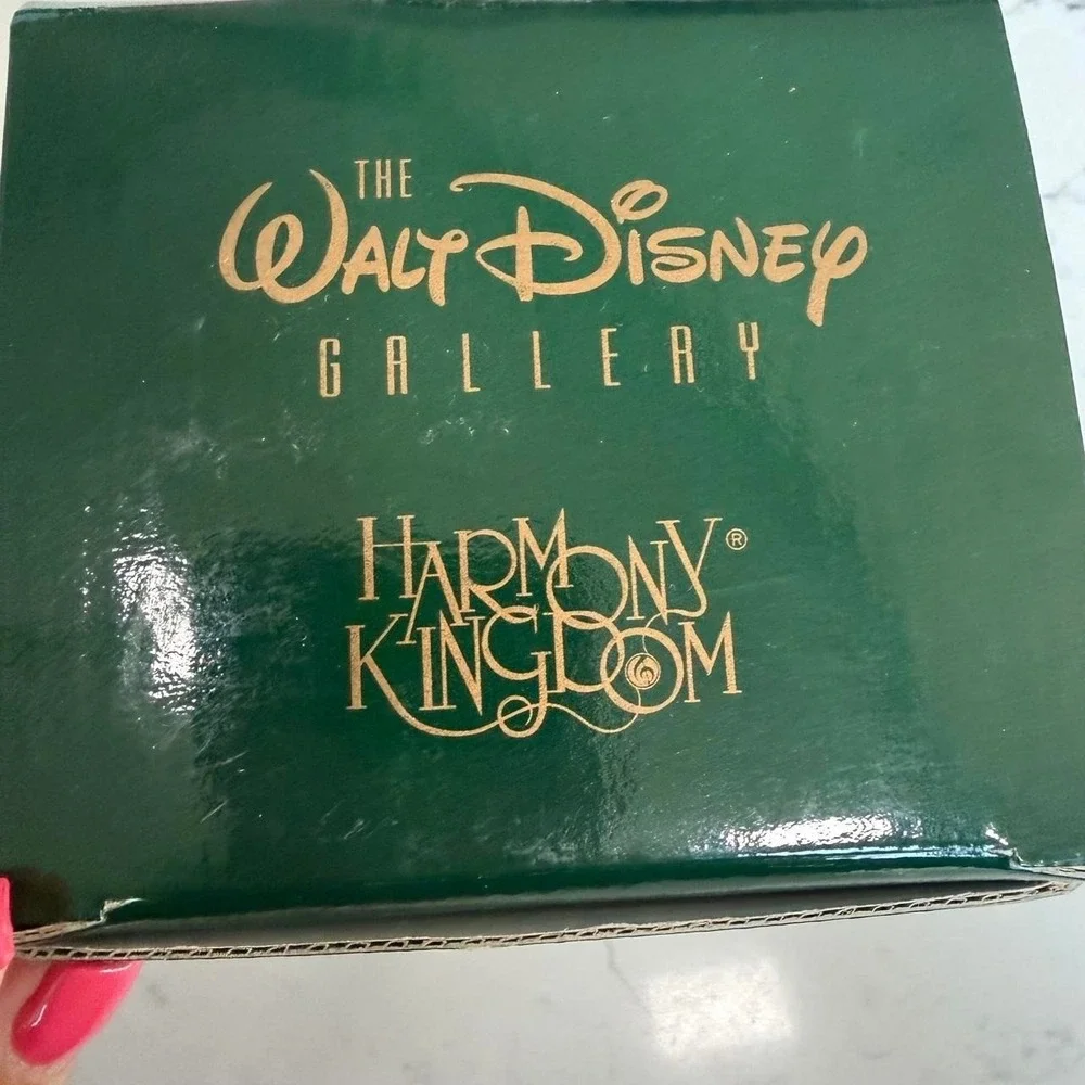NEW Harmony Kingdom Donald Through The Years Disney Gallery Figurine 2000  Box